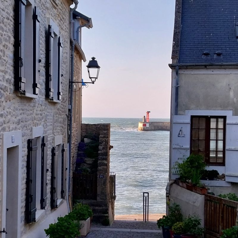 PORT EN BESSIN HUPPAIN - NICOLAS FAGES BISCUITERIE PORTAISE-1